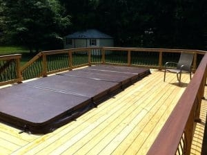 Inflatable bladder spa cover